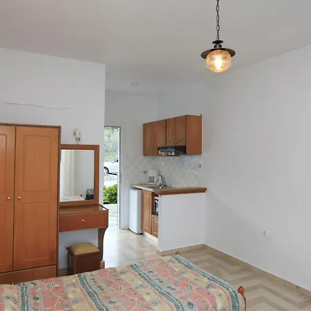 Yiannis Apartamento *